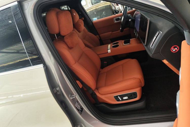 Used Li Auto L8 2023 Max model Right Front Seat