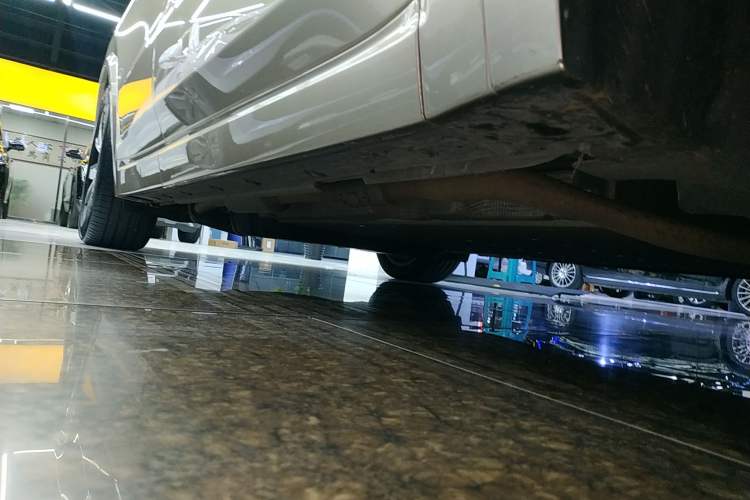 Used Li Auto L8 2023 Pro Model Right Side Sill