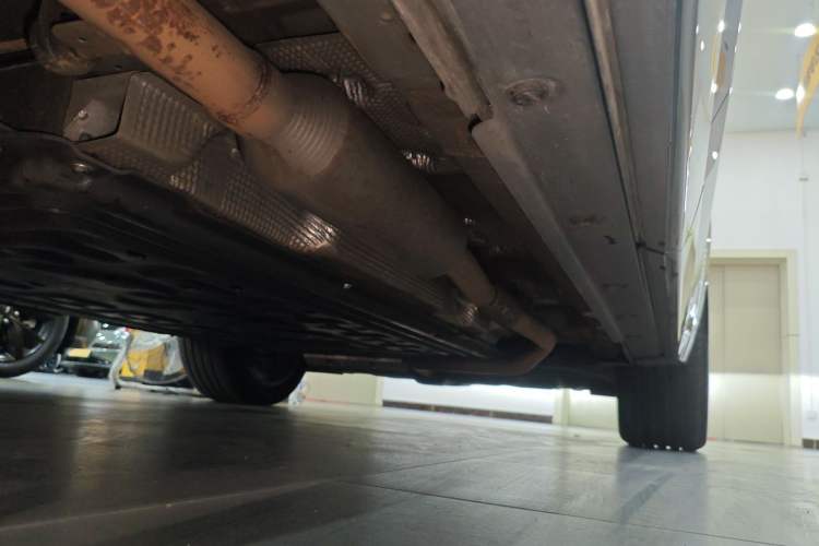 Used Li Auto L8 2023 Pro Model Right Side Sill
