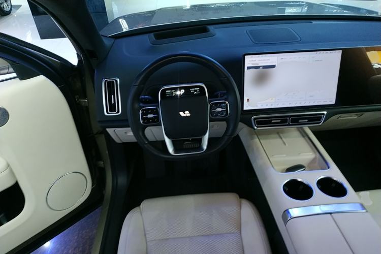 Used Li Auto L8 2023 Pro Model Steering Wheel