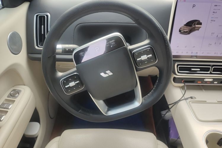 Used Li Auto L8 2023 Pro Model Steering Wheel