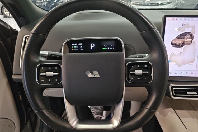 Used Li Auto L8 2023 Pro Model Steering Wheel