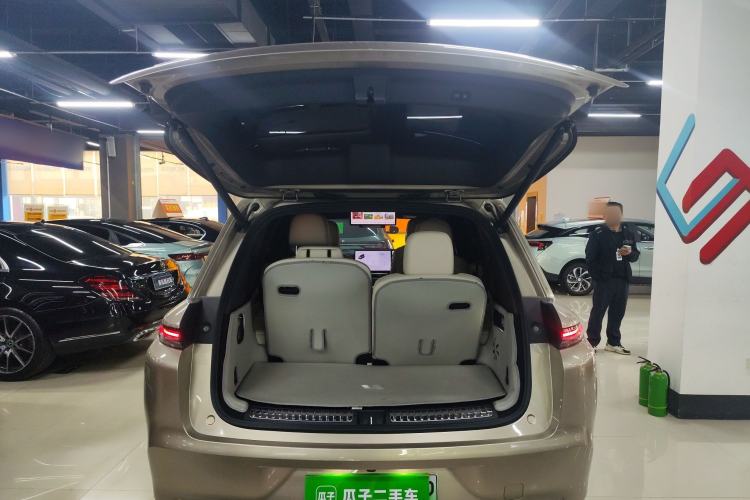 Used Li Auto L8 2023 Max model Trunk