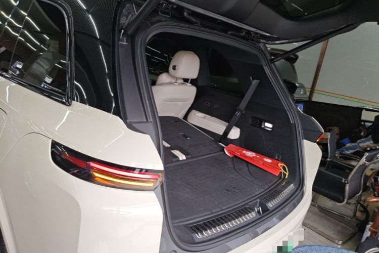 Used Li Auto L8 2023 Air model Trunk