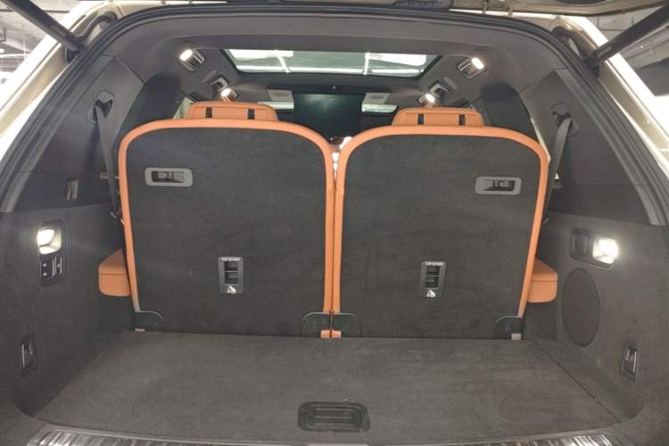 Used Li Auto L8 2023 Max model Trunk
