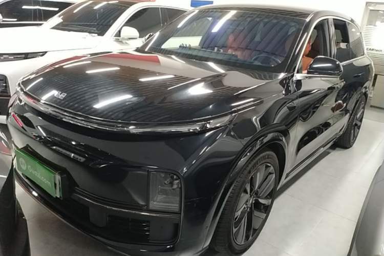 Used Li Auto L8 2024 Pro Model Guazi used car, China used car export, Used car for sale, Used Li Auto cars, Cheapest cars for sale