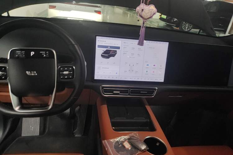 Used Li Auto L8 2024 Ultra Model Audio And AC Panel
