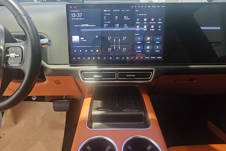 Used Li Auto L8 2024 Max Audio And AC Panel