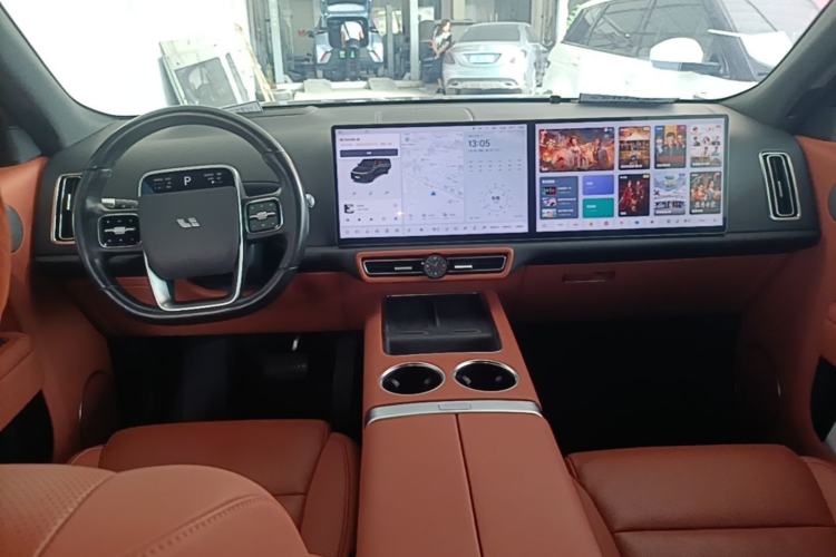 Used Li Auto L8 2024 Ultra Model Center Console