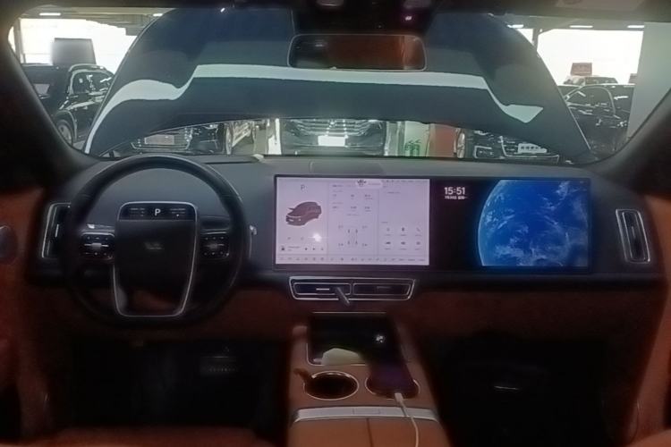 Used Li Auto L8 2024 Max Center Console