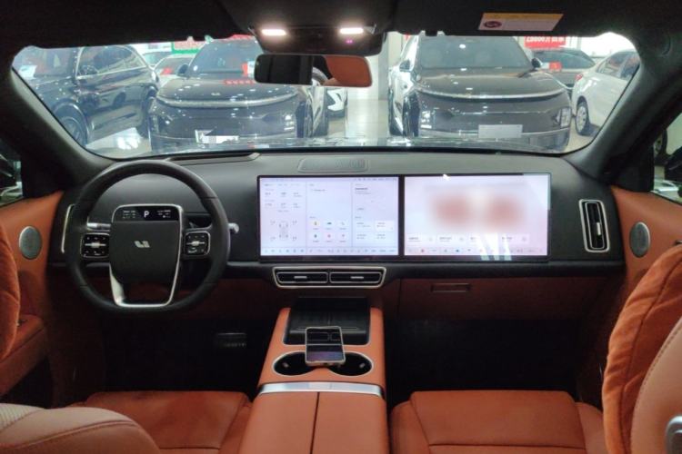 Used Li Auto L8 2024 Pro Model Center Console