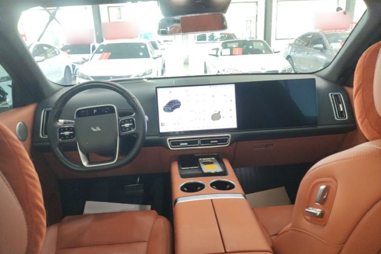 Used Li Auto L8 2024 Pro Model Center Console