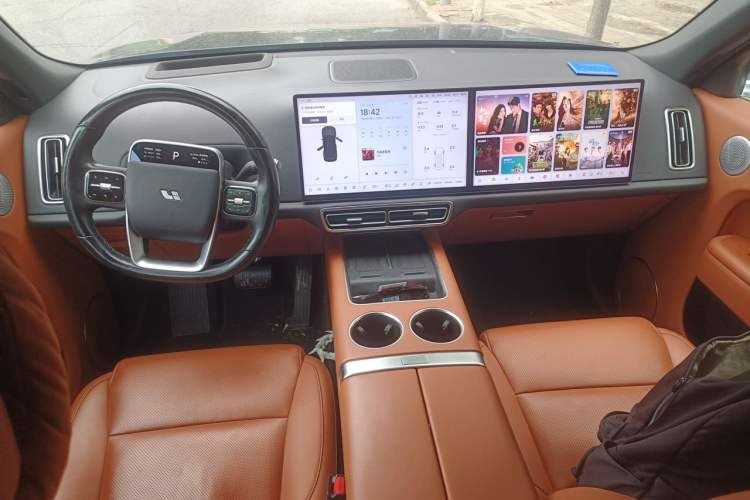 Used Li Auto L8 2024 Max Center Console