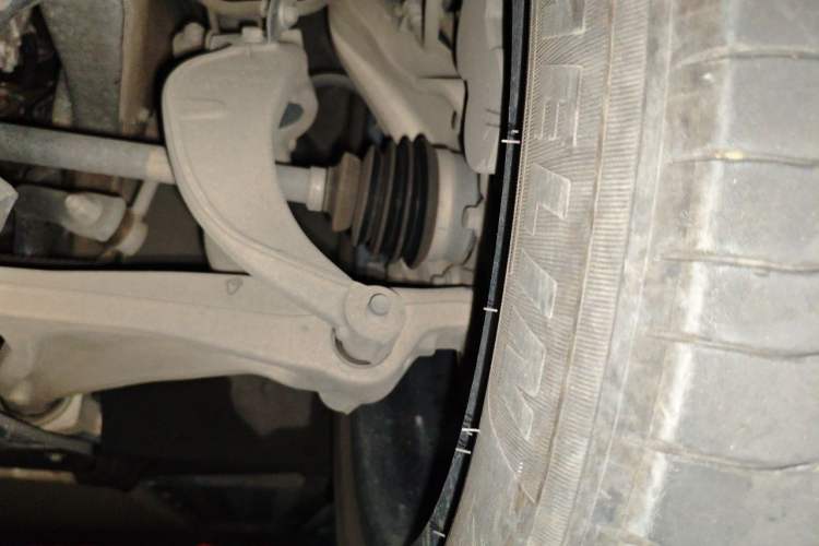 Used Li Auto L8 2024 Pro Model Chassis Front Left