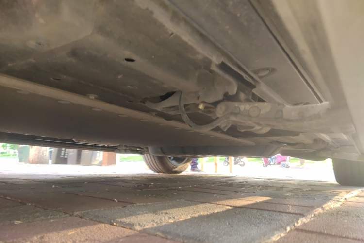 Used Li Auto L8 2024 Pro Model Chassis Front Left