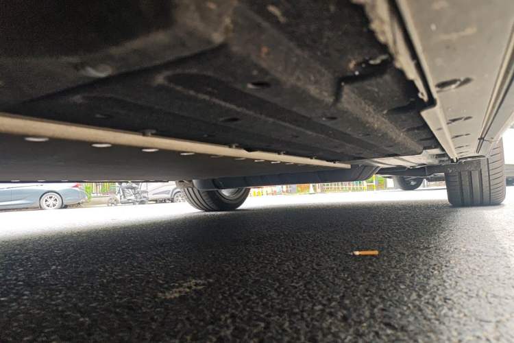 Used Li Auto L8 2024 Max Chassis Front Left