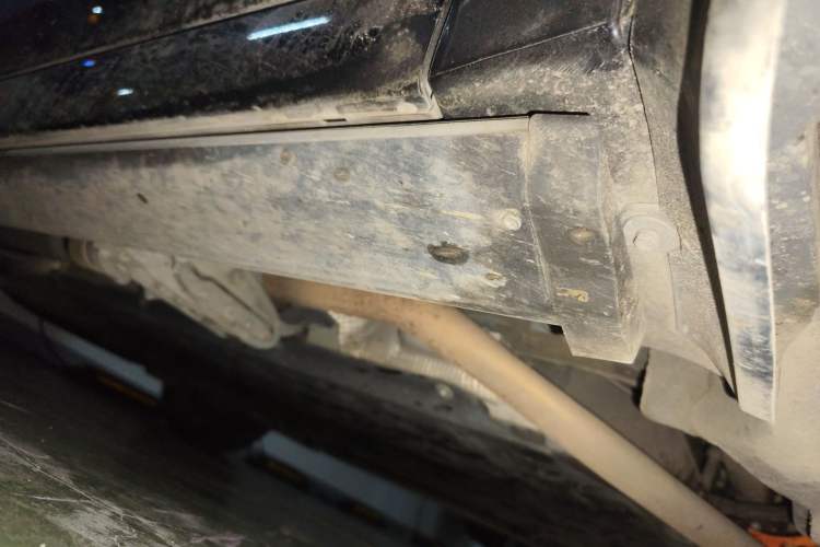 Used Li Auto L8 2024 Max Chassis Front Right