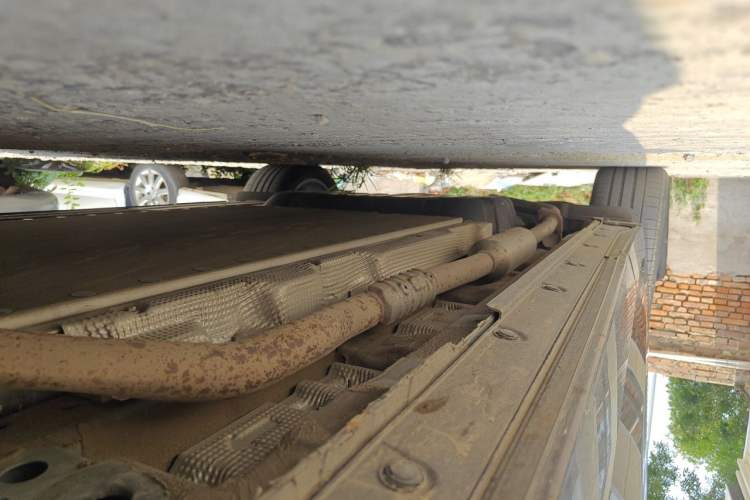 Used Li Auto L8 2024 Pro Model Chassis Front Right