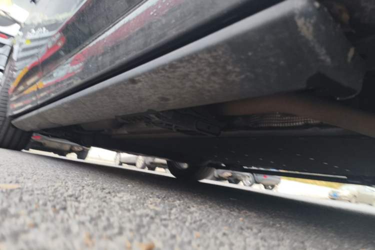 Used Li Auto L8 2024 Ultra Model Chassis Front Right