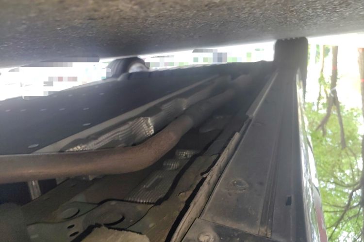 Used Li Auto L8 2024 Ultra Model Chassis Front Right