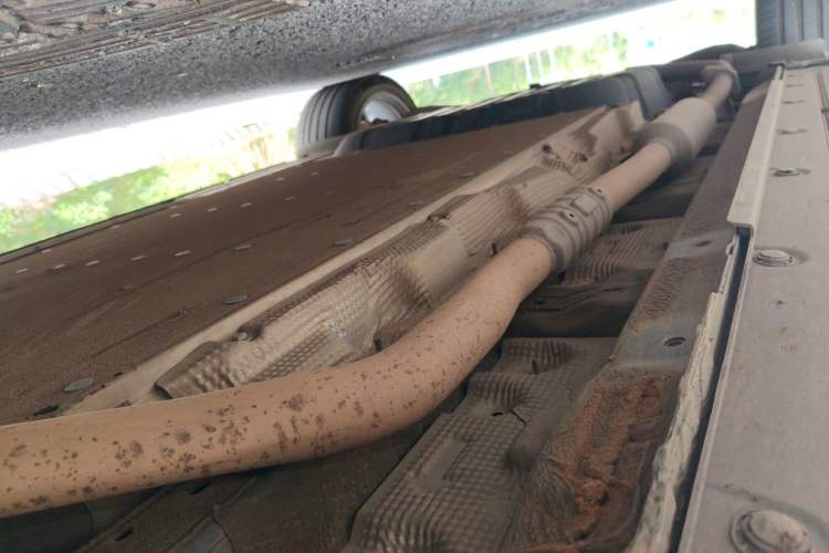 Used Li Auto L8 2024 Max Chassis Front Right