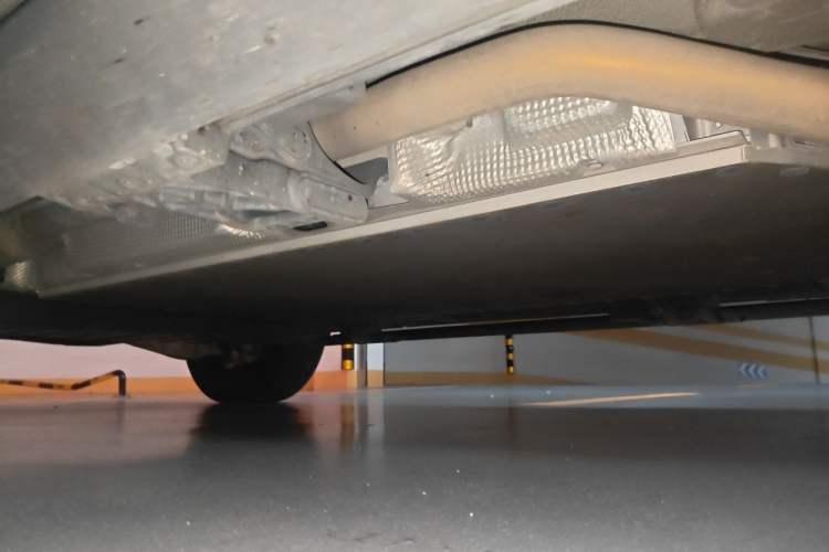 Used Li Auto L8 2024 Pro Model Chassis Front Right