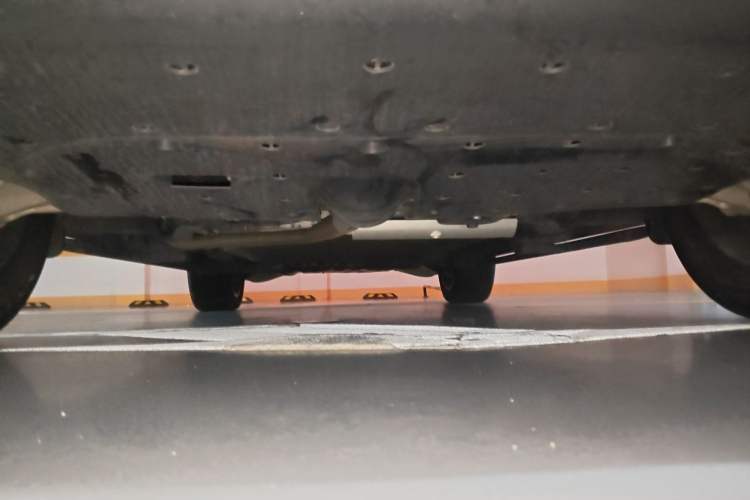 Used Li Auto L8 2024 Pro Model Chassis Front