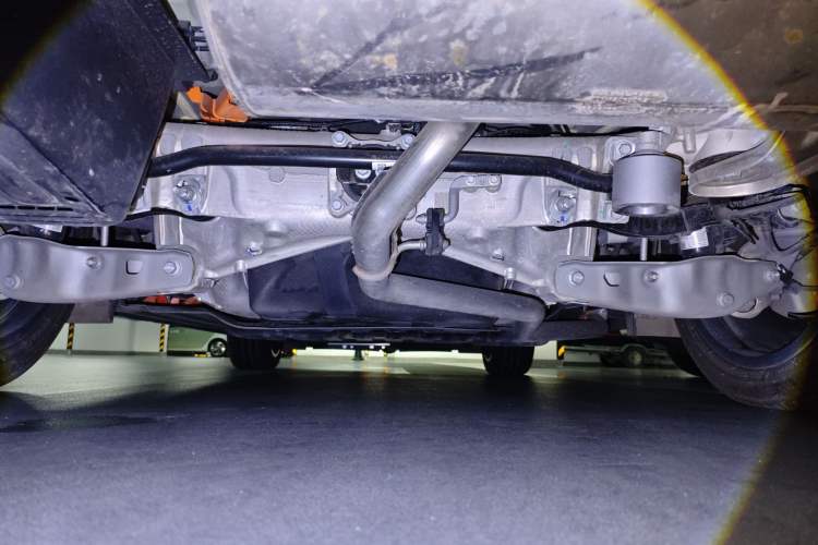 Used Li Auto L8 2024 Ultra Model Chassis Rear