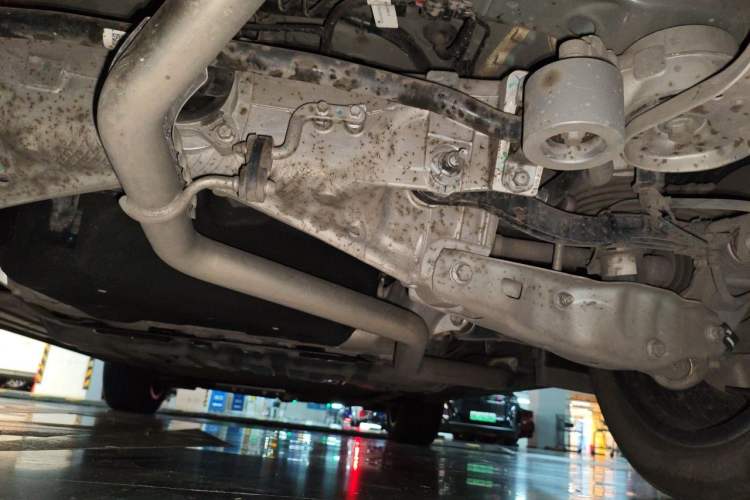 Used Li Auto L8 2024 Pro Model Chassis Rear