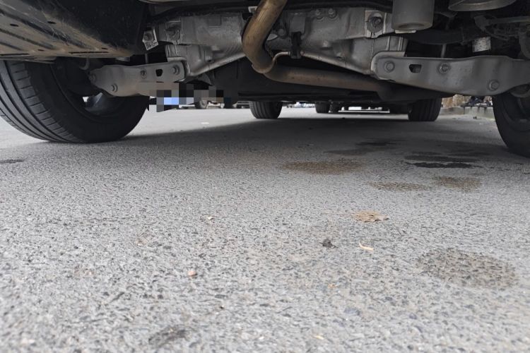 Used Li Auto L8 2024 Max Chassis Rear