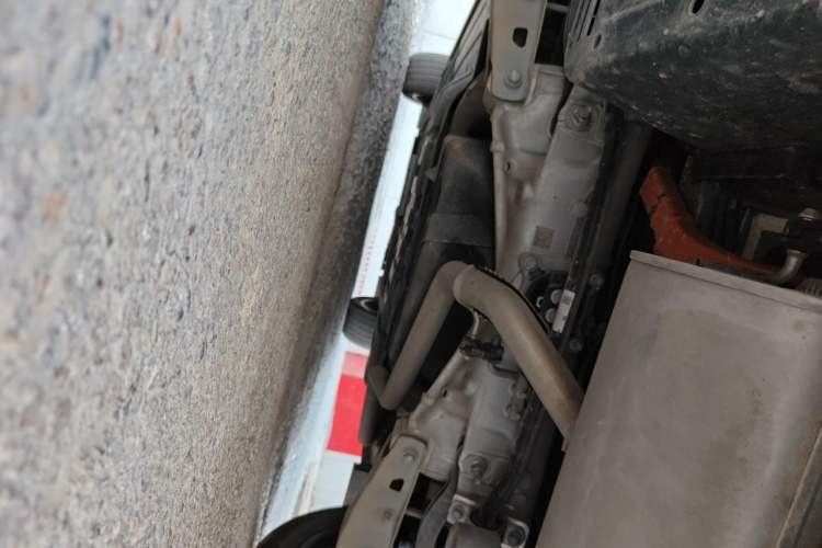 Used Li Auto L8 2024 Max Chassis Rear