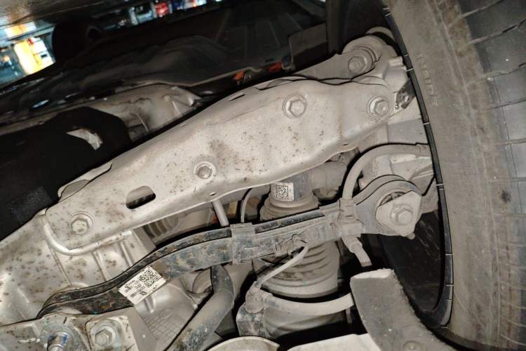 Used Li Auto L8 2024 Pro Model Chassis Rear Left