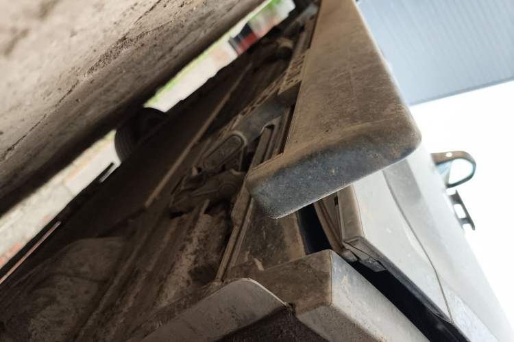 Used Li Auto L8 2024 Max Chassis Rear Left