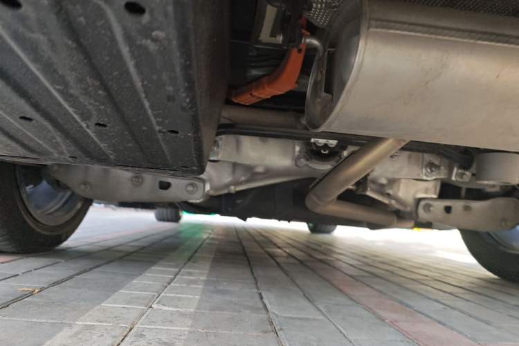 Used Li Auto L8 2024 Max Chassis Rear