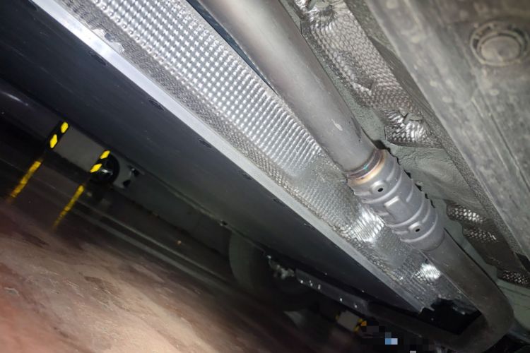 Used Li Auto L8 2024 Max Chassis Rear Right