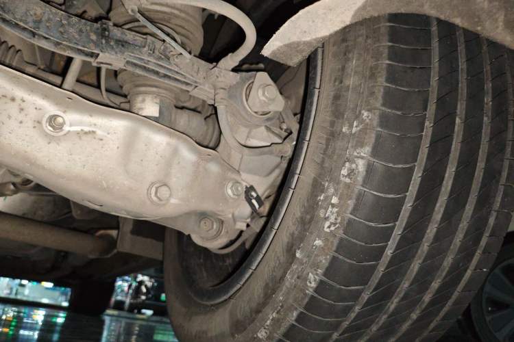Used Li Auto L8 2024 Pro Model Chassis Rear Right