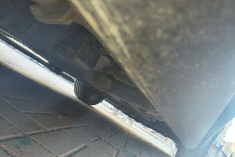 Used Li Auto L8 2024 Max Chassis Rear Right