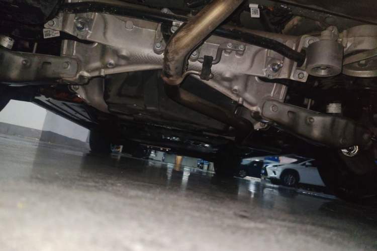 Used Li Auto L8 2024 Max Chassis Rear