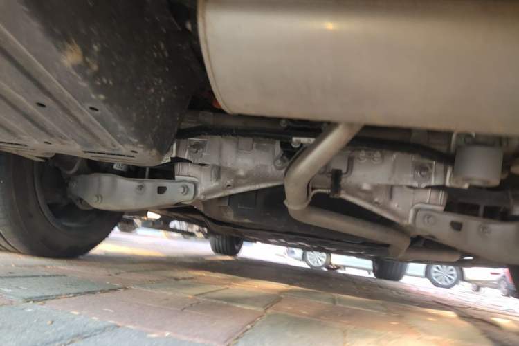 Used Li Auto L8 2024 Pro Model Chassis Rear