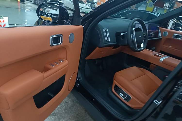 Used Li Auto L8 2024 Pro Model Driver Seat