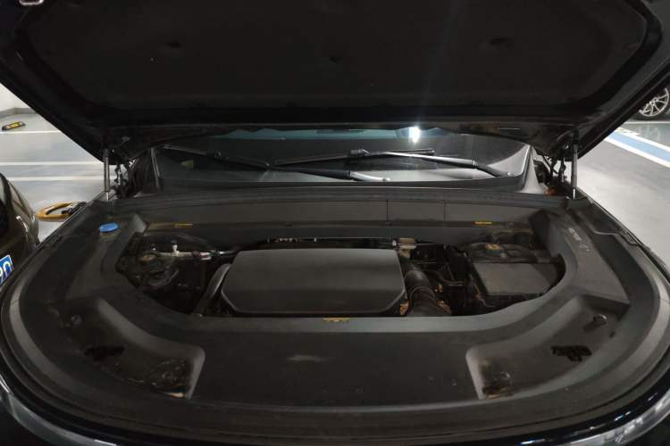 Used Li Auto L8 2024 Ultra Model Engine Bay