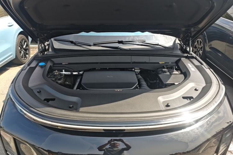 Used Li Auto L8 2024 Ultra Model Engine Bay