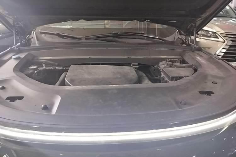 Used Li Auto L8 2024 Max Engine Bay