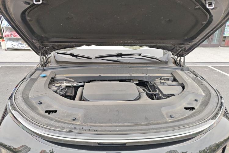 Used Li Auto L8 2024 Max Engine Bay