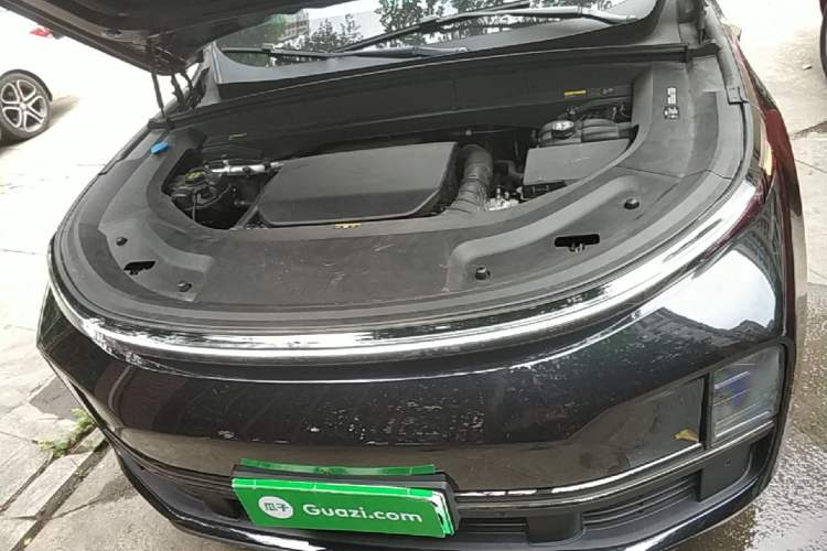 Used Li Auto L8 2024 Pro Model Engine Bay
