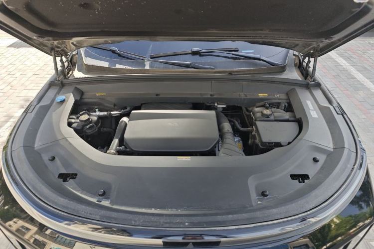 Used Li Auto L8 2024 Max Engine Bay