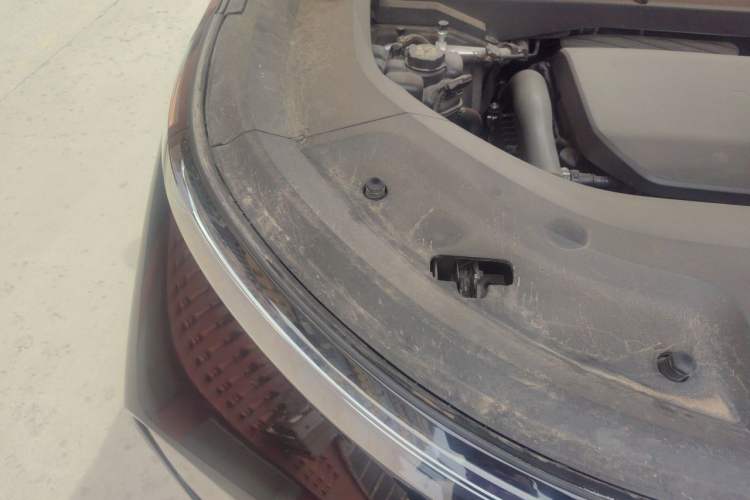 Used Li Auto L8 2024 Max Engine Bay Right