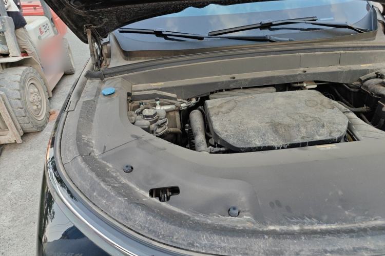 Used Li Auto L8 2024 Max Engine Bay Right
