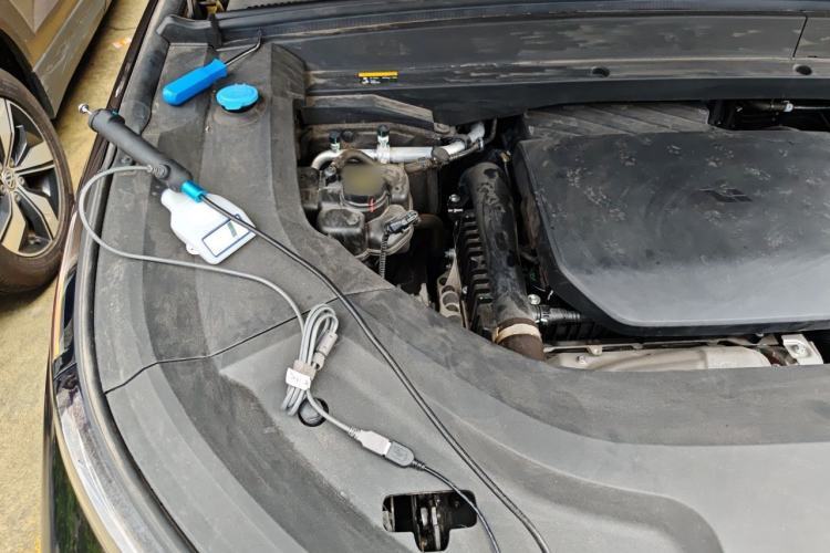Used Li Auto L8 2024 Pro Model Engine Bay Right