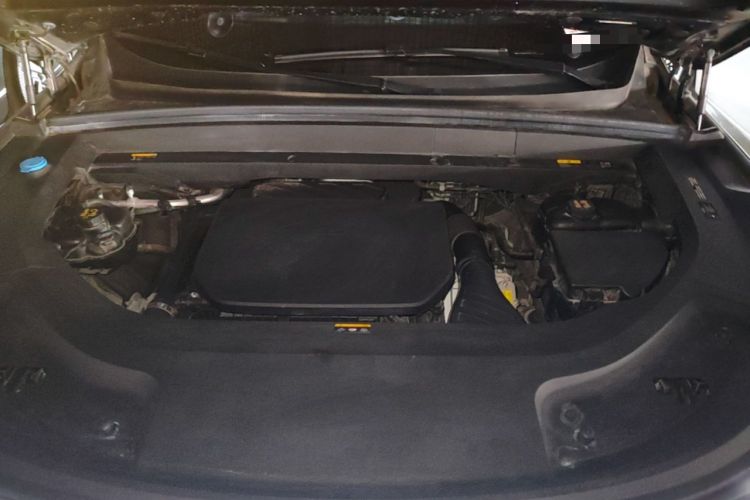 Used Li Auto L8 2024 Pro Model Engine Bay